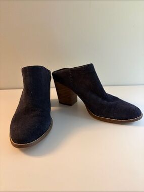 Splendid Navy Suede Stacked Heel Mules